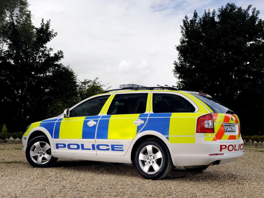  Skoda Octavia Combi UK Police Car 2009 года  (фото 2 из 2)
